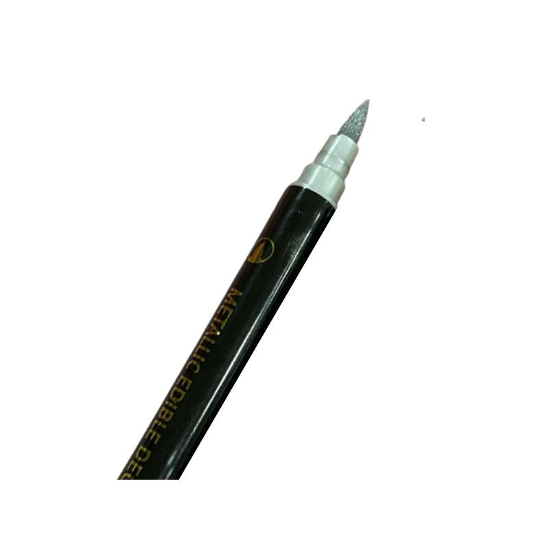 Silver metallic marker with brush tip