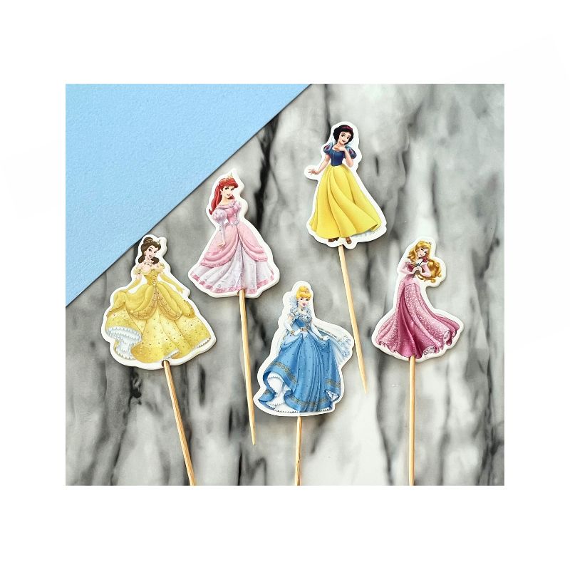 5 different Disney princess on sticks for cupcakes