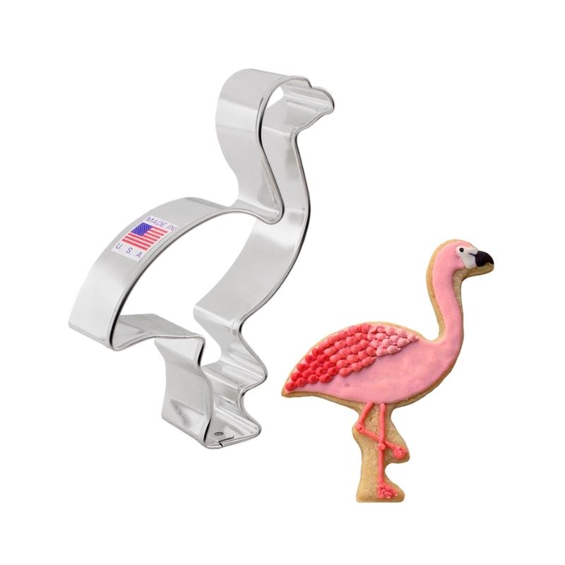 Tropical flamingo cookie cutter made of metal from the USA and royal icing decorated cooke of a flamingo bird