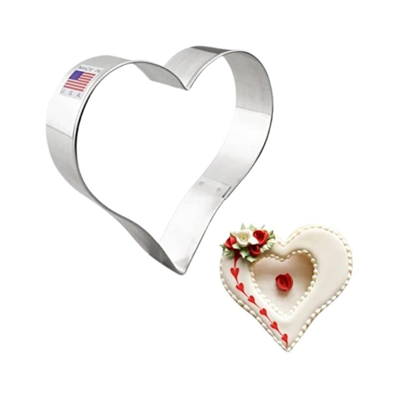 https://sugarlovedesigns.com/cdn/shop/products/cookie.cutter.heart_1024x1024.jpg?v=1661899366